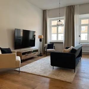 Maximilianstrasse Apartment